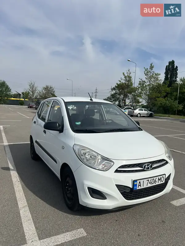 Hyundai i10