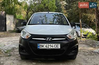 Hyundai i10  2012