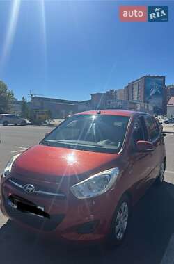 Hyundai i10  2012
