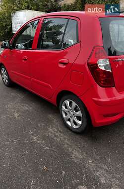 Hyundai i10  2012