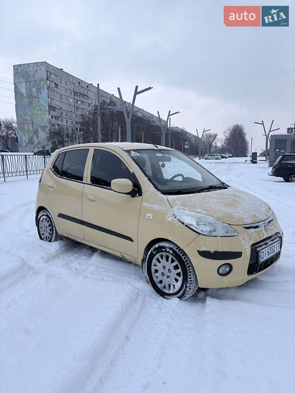 Хэтчбек Hyundai i10