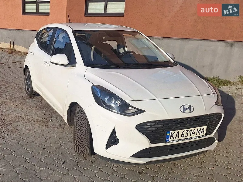Hyundai i10