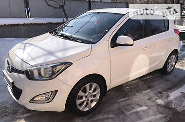 Hyundai i20  2012