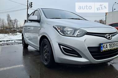 Hyundai i20  2012