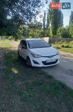 Hyundai i20  2014