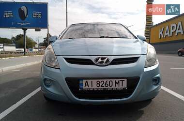 Hyundai i20  2011