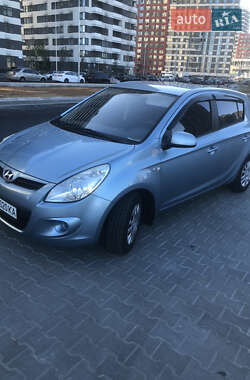 Hyundai i20  2012