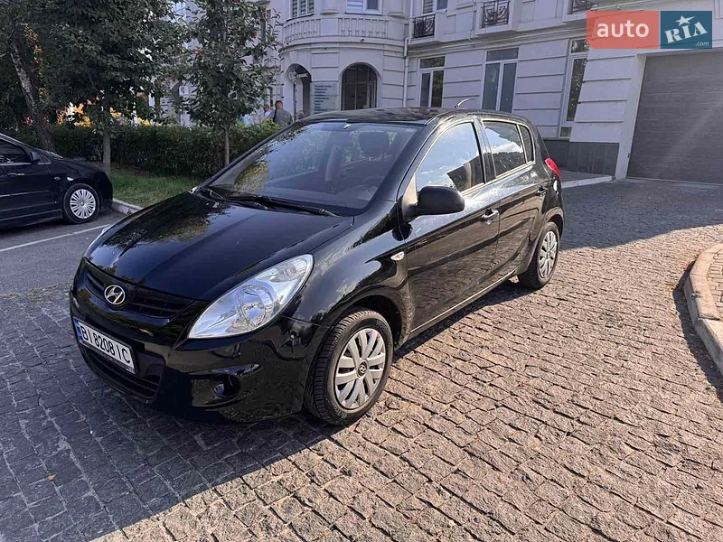 Hyundai i20