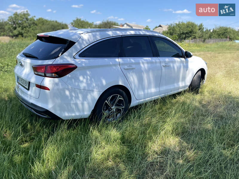 Универсал Hyundai i30 Wagon