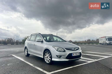 Hyundai i30 Wagon  2011