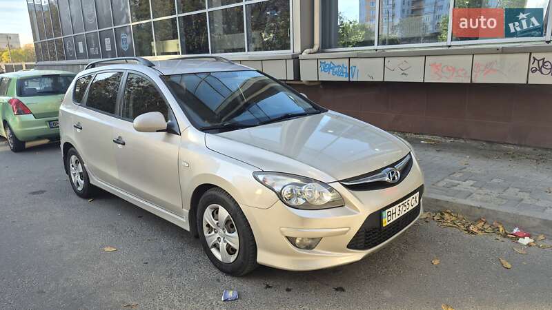 Легковые Hyundai i30 Wagon