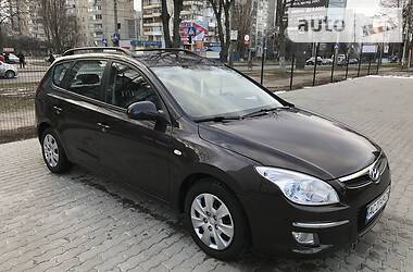 Hyundai i30 CW CRDi 2008