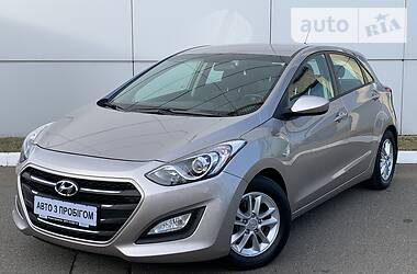 Hyundai i30  2016