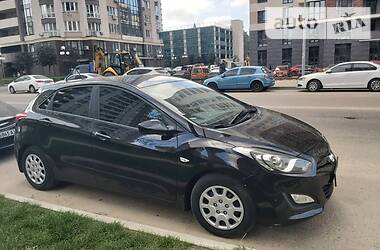 Hyundai i30  2013