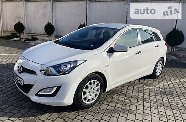 Hyundai i30  2014