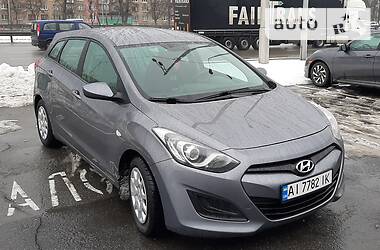 Hyundai i30  2014