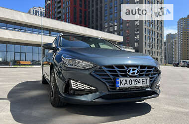 Hyundai i30  2021