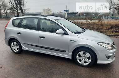 Hyundai i30  2012