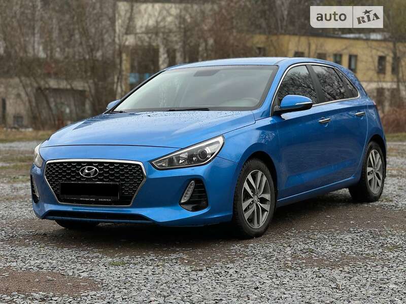 Фастбек Hyundai i30