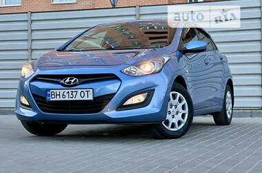 Hyundai i30  2014