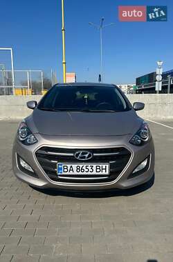 Hyundai i30  2016