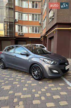 Hyundai i30  2014
