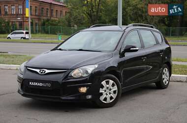 Hyundai i30  2011