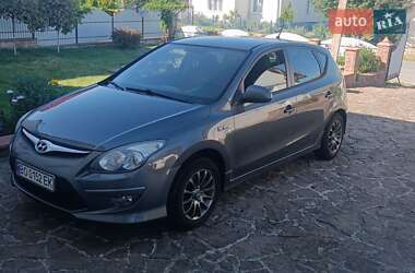 Hyundai i30  2011
