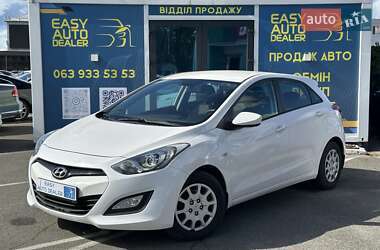 Hyundai i30  2013