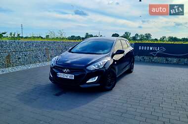 Hyundai i30  2014
