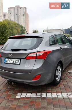 Hyundai i30  2013