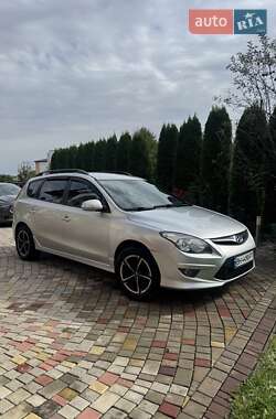 Hyundai i30  2012