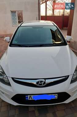 Hyundai i30  2012