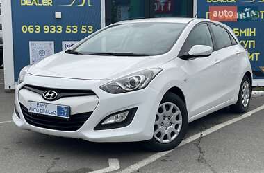 Hyundai i30  2013