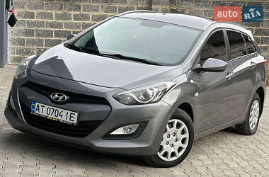 Hyundai i30  2013