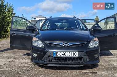 Hyundai i30 2011