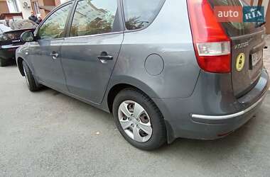 Hyundai i30  2010