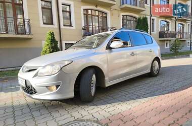 Hyundai i30  2012