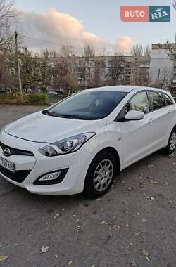 Hyundai i30  2013