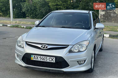 Hyundai i30  2011
