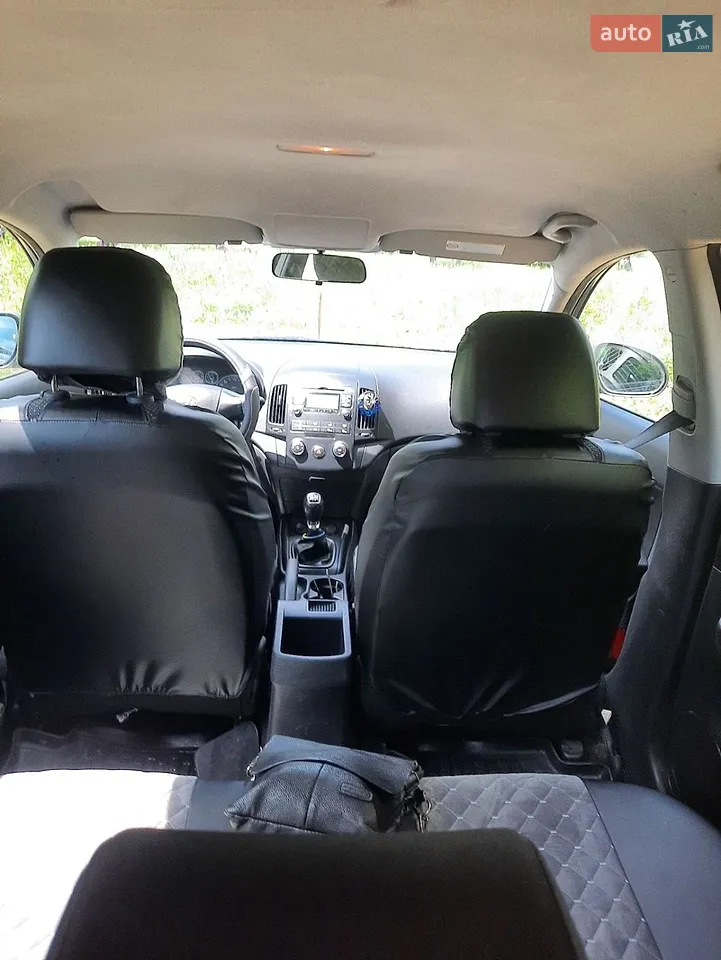 2010 Hyundai i30 - мініатюра 5