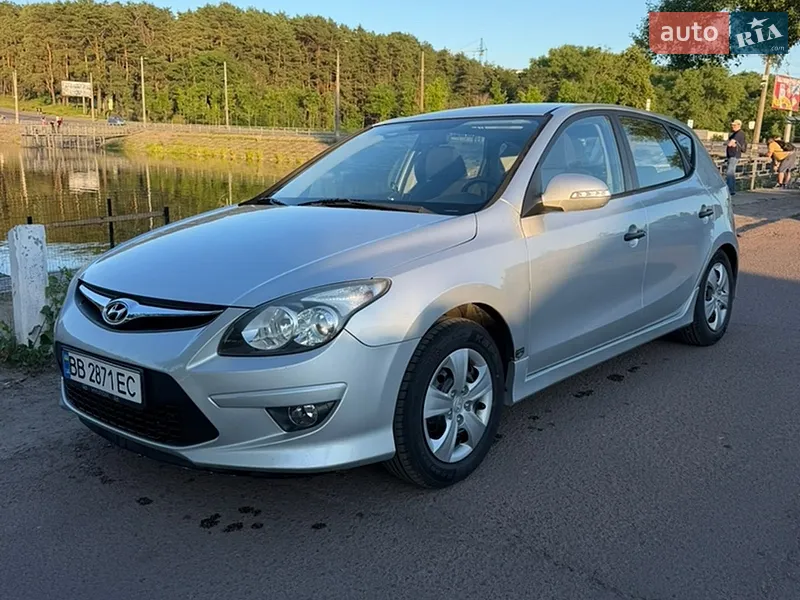 Hyundai i30 2012