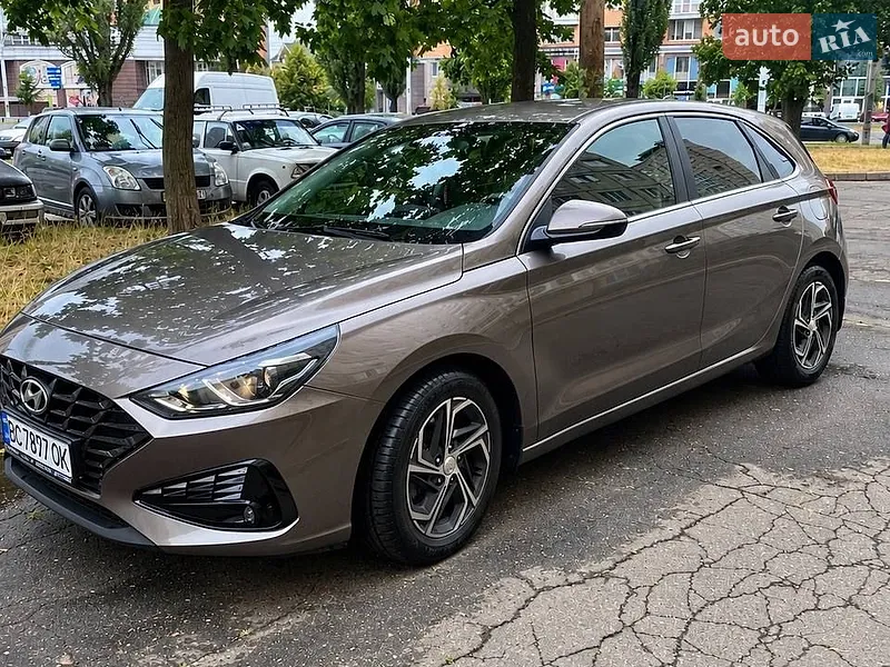 Hyundai i30 2021