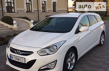 Hyundai i40  2011