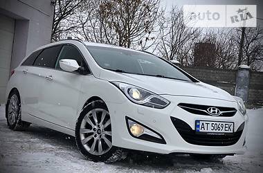 Hyundai i40  2012