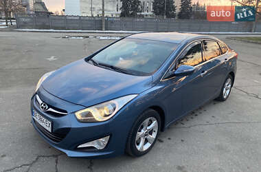 Hyundai i40  2012