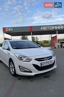 Hyundai i40  2012