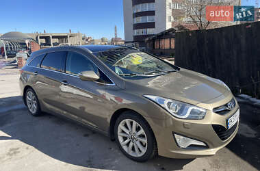 Hyundai i40  2011