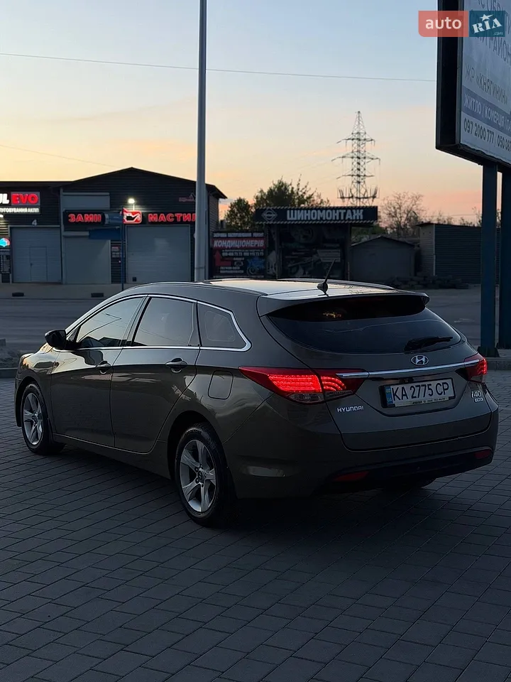 2011 Hyundai i40 - мініатюра 3