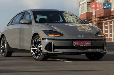 Hyundai Ioniq 6  2023